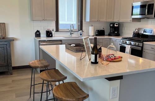 Four Corners Condo | New, Centrally Located, Awesome 3 Bedroom Townhome in big sky Bozeman Montana!