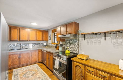 McCall House | New! Dew Drop Inn - Pet Friendly, 5-min walk to river access