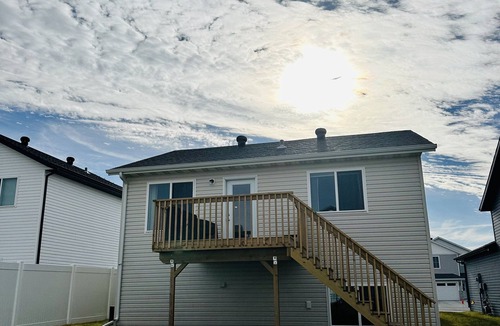 Fargo House | NEW family- friendly 3 bedrm home in West Fargo with space to gather and relax.