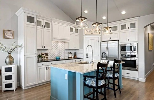 Southwest Ada County Alliance Cottage | New Farmhouse Cottage in the heart of Treasure valley!