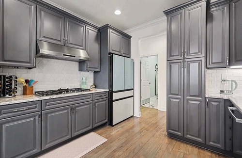 Westport House | New! Lakefront-Sleeps 14-Hot Tub-Putting Green