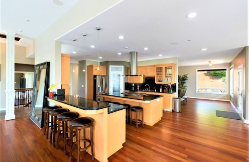 Forest Grove House | New Listing - Breathtaking vacation/work remotely in wine country!