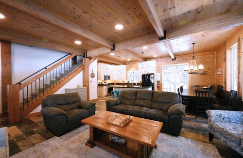 Island Park Cabin | *New Listing* Hot Tub, Indoor Slide, 25 Miles to YNP