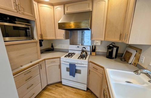 Bigfork House | New Listing! Lake Front Retreat on Flathead