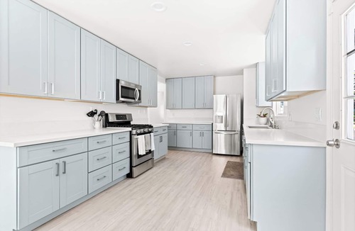 Lemon Grove House | NEW listing! Modern Getaway with Private Backyard