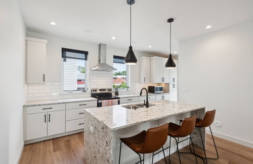 Iowa City House | NEW LISTING! New Modern Townhome with Rooftop Patio by RedAwning