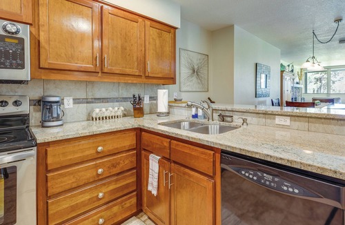 New Meadows Condo | New Meadows Mountain Retreat w/Fireplace & Patio!