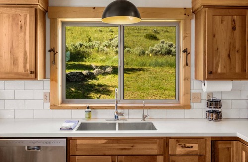 Pray House | New! Paradise Valley home with incredible views
