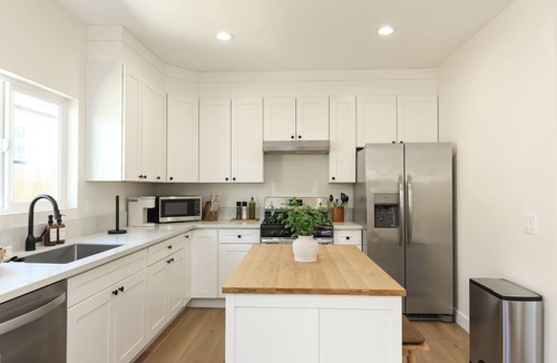 National City House | New! Private Guest House, 7m to DT SD and SD Zoo!