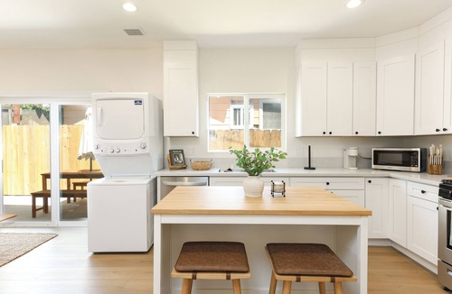 National City House | New! Private Guest House, 7m to DT SD and SD Zoo!