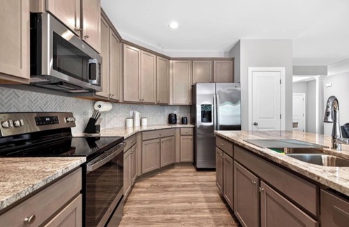 Harrisburg House | New ranch 4 bedrooms w pool table, Nascar