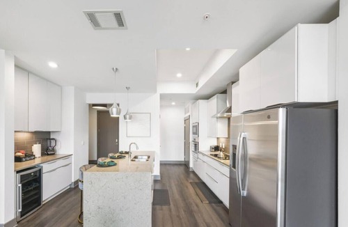 Second Ward Condo | NEW Reluxme | High-Rise Escape 2BD w/King Top Amenities🏙️