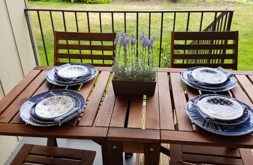 Sandpoint Condo | New Remodel! Lakeside Condo w/Pool, Kayaks, Bikes