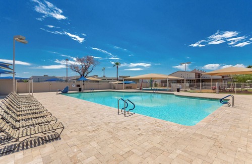 Dobson Ranch House | NEW! Remodeled & Fresh - Community Amenities Included! 30-Night Min Stay