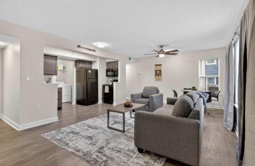 Columbia Apartment | New Seasonal Comfort near USC and Riverwalk Trails
