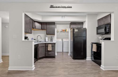 Columbia Apartment | New Seasonal Comfort near USC and Riverwalk Trails