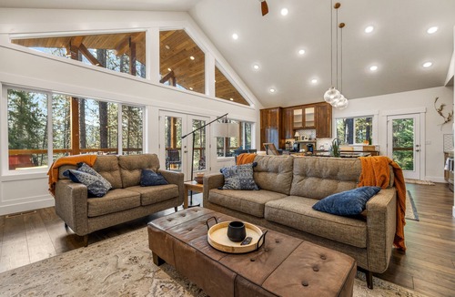 New Meadows House | New - The Missed Place - AC - Trailer Parking - Forested Retreat - Deck - 5 Acres