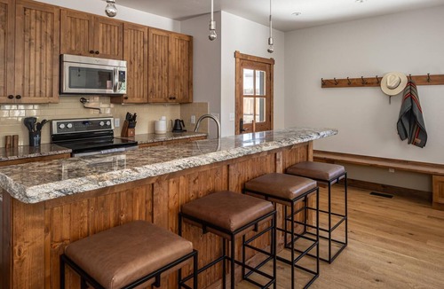 Big Sky Condo | New Townhome in Big Sky Town Center with Private Hot Tub!