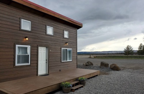 Last Chance Cabin | Newly built cabins across from World-Class Fly Fishing on Henry's Fork River