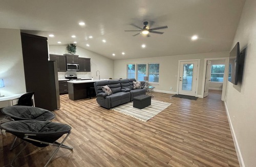 Twin Falls County House | Newly built Charming 3-bedroom 2-bath duplex in the beautiful town of Kimberly