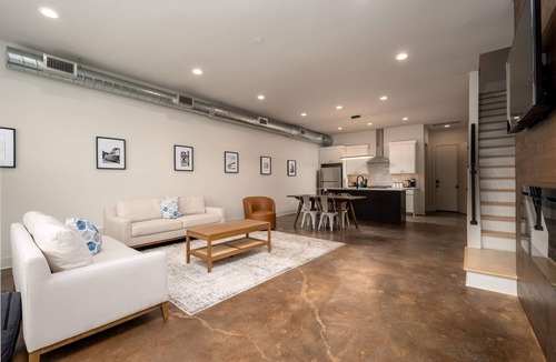 Cooper-Young Historic District House | Newly Built Townhome - Close to Everything Midtown