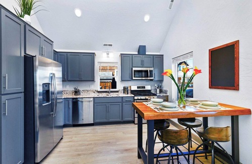 Dover Bay House | Newly Furnished Bungalow in Dover near Lake and Ski Resort