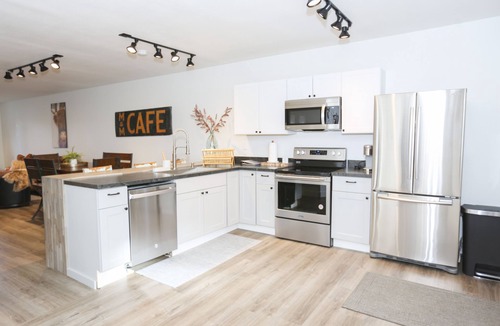 Manhattan Condo | Newly-remodeled cozy condo, downtown Manhattan, MT!
