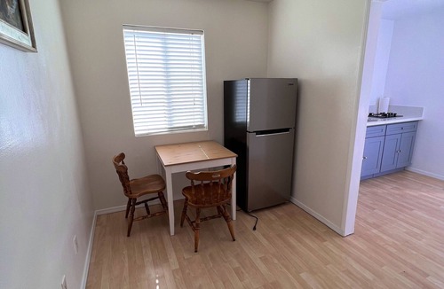 Harbor Gateway South House | Newly Renovated 1BR/1BA Home