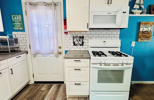 Edwardsburg Cottage | Newly renovated 2-bedroom Lakehouse in Edwardsburg - 11 miles from ND
