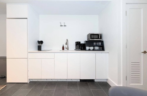 Upper Manhattan House | Newly Renovated 2BR w/Backyard