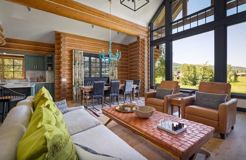 Victor Cabin | Newly renovated 5-bedroom cabin - luxury amenities & resort access