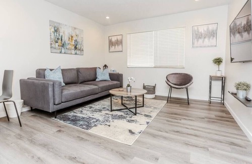 Columbus Apartment | Newly Renovated (9B) OSU/Central ❤NearEVERYTHING