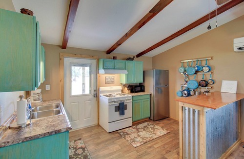 Rockport Cottage | Newly Renovated Rockport Cottage 4 mil Beach