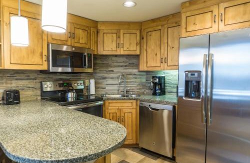 Park City Apartment | Newly updated in Canyons Village Next to Slopes