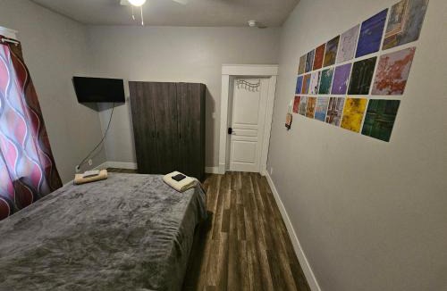 Greensboro House | Next to Downtown Greensboro Bungalow Rooms
