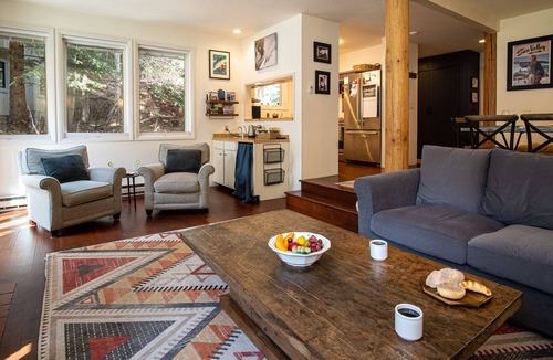 Warm Springs Condo | Next to Warm Springs Lifts-Hot tub, Pool & Tennis!