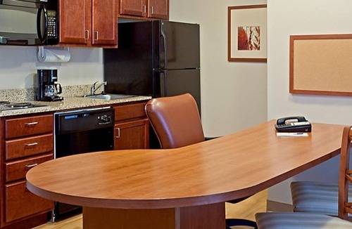 Westchase House | Nice and Comfy Unit for Family Travel, Full Kitchen, Pool, Hot Tub