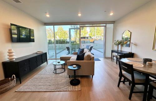 Point Loma Heights Apartment | Nimitz Crossing Luxury Residences