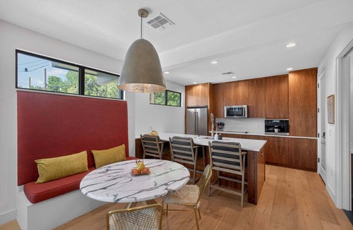 Crestview House | 🌅 North Austin Stay w/Workspace, EV Charger + Screened Porch | SXSW Dream | Sunrise