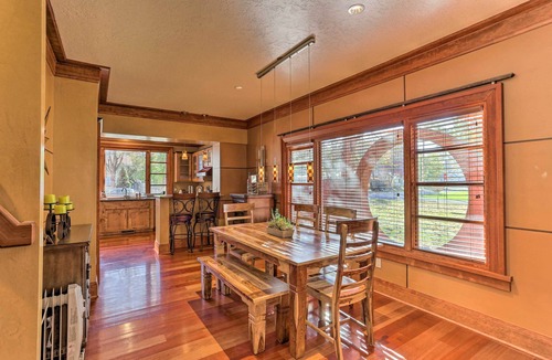 Sunset House | North End Boise Home w/Courtyard ~ 3 Mi to Dtwn!