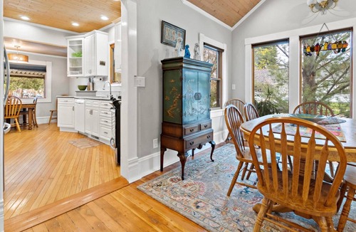 North End House | North End Cottage! Walk the Tree-lined Neighborhood to Hyde Park + Camel's Back Park