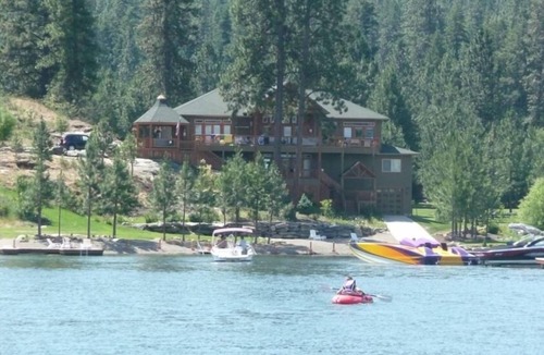 Post Falls House | North Idaho Escape: Fall Colors, Winter Wonder & Spring Adventure at the Lodge!