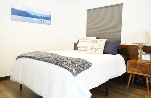 Coeur d'Alene Hotel | North Idaho Inn - Room One