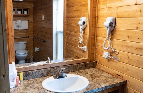 West Glacier Cabin | Oak Cabin West Glacier