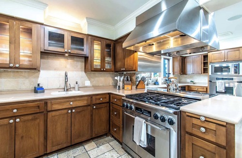 Bay Area House | Ocean Drive Grand Estate Sleeps 54 Pool
