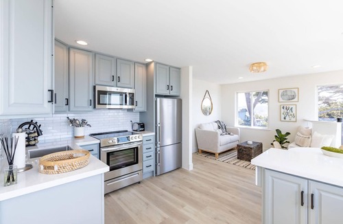 Moss Beach House | Oceanfront Coastal Home w/Breathtaking Views – Hiking, Beaches & More
