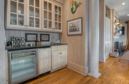 Litchfield by the Sea House | Oceanfront Home with pool access located in Charlestowne Grant community in Litchfield By the Sea.