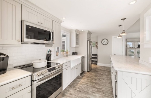 Dennis Port House | Oceanfront three bedroom home- breathtaking views of Nantucket Sound