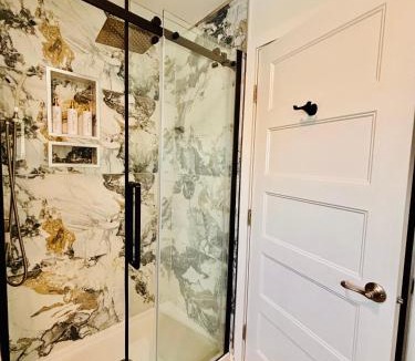 Regional District of Nanaimo Bed & Breakfast | Oceanside Manor - Ocean View