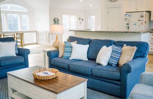 Ocean Hill House | Oceanside: Private Pool, Hot Tub, Game Room, Dog Friendly! Sat-Sat